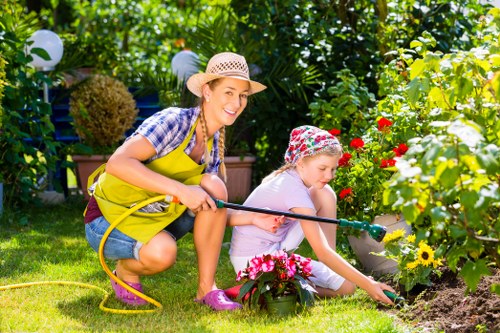 Example of a quoted garden tidy-up in an urban home